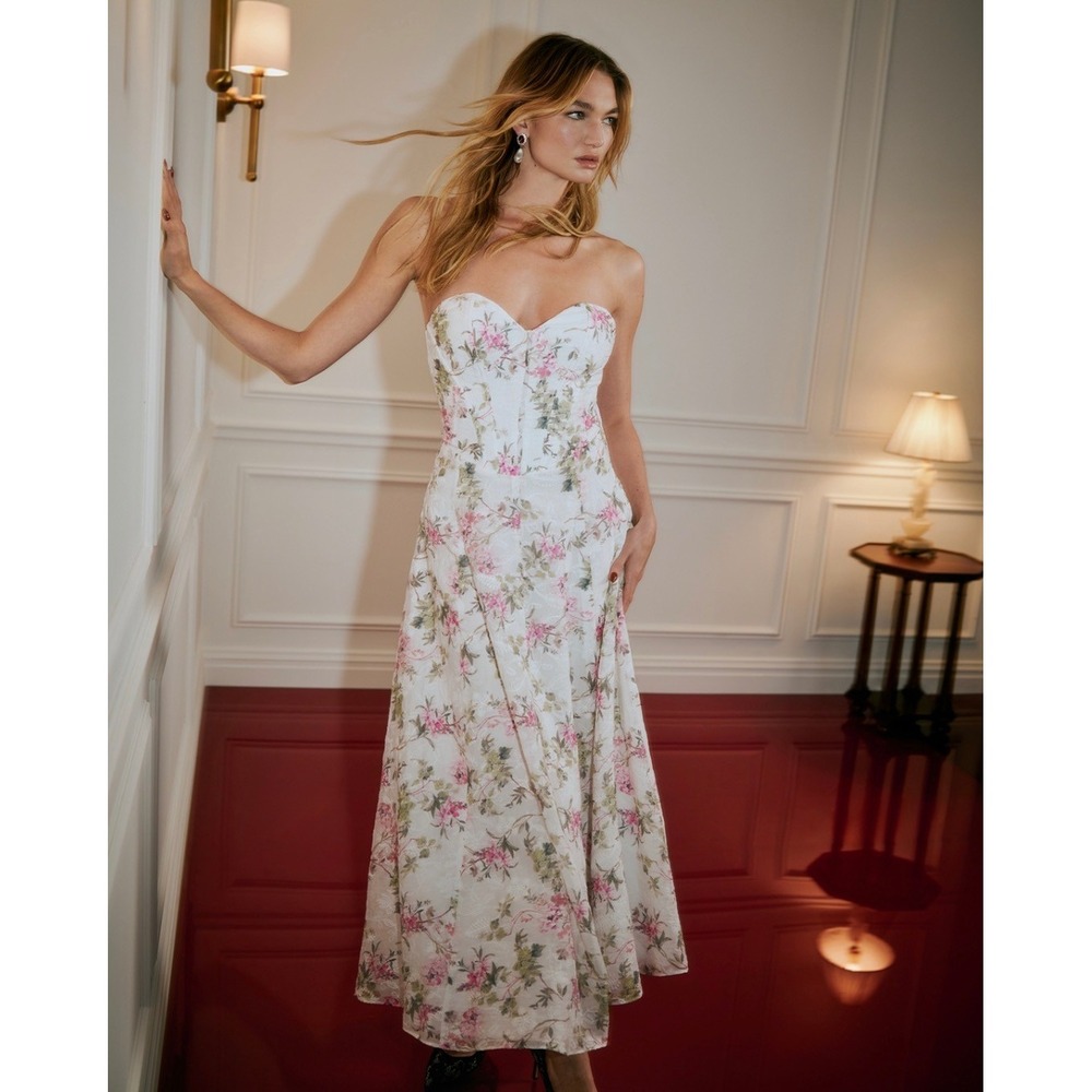 AQUA x Wuthering Heights Strapless Floral Corset Maxi Dress Ethereal, Large